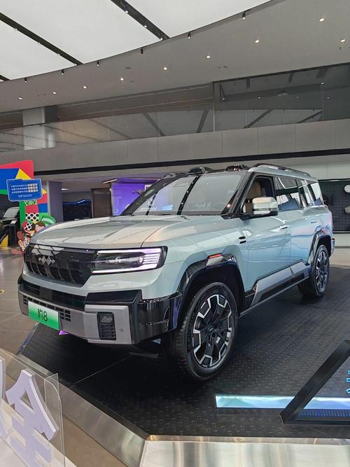 成都崇州市天泽世企业管理咨询比亚迪方程豹硬派越野的爆款，英菲尼迪35周年与你共成长